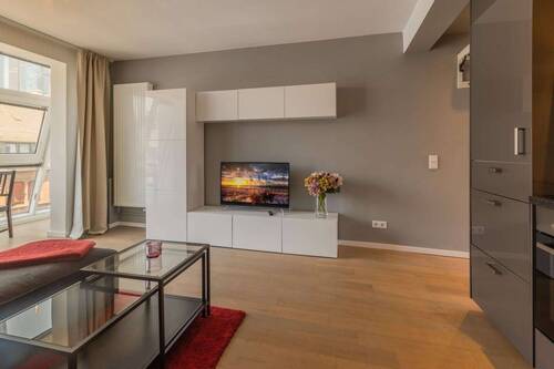 Wohnen - Etagenwohnung mit 55,00 m&sup2; in Frankfurt am Main zur Miete