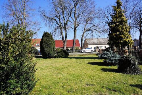 Grundstück Straßenseite (7).jpg - 