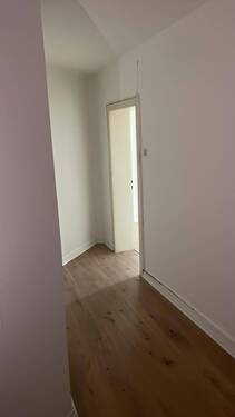 EG Flur.jpg - Mehrfamilienhaus, Wohnhaus in Hagen zum Kaufen