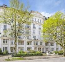 Hofweg Palais - Altbau ETW im Erdgeschoss mit sonnigem Garten und Terrasse - Hamburg Uhlenhorst Hofweg Palais - Altbau ETW im Erdgeschoss mit sonnigem Garten und Terrasse - Hamburg Uhlenhorst