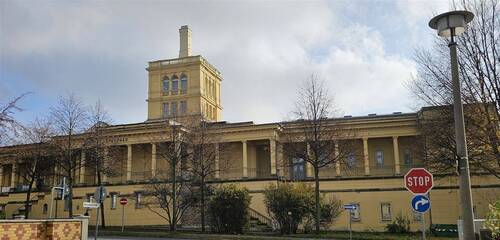 Stadtbad gegenüber - 