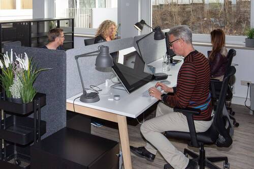 Private Desk - Moderner Private Desk in Holzkirchen - WLAN, Kaffee & 247 Zugang