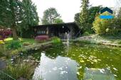 Teich mit Gartenhaus - 