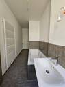 Masterbad mit Wanne - Etagenwohnung mit 139,70 m&sup2; in Dresden zur Miete