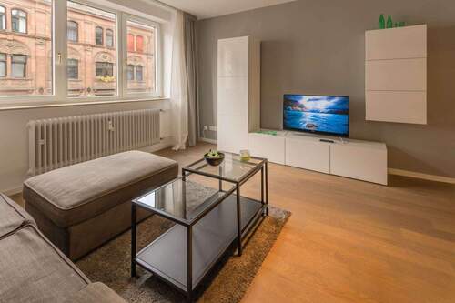 Wohnen - Etagenwohnung mit 55,00 m&sup2; in Frankfurt am Main zur Miete