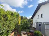 Rückseite - Mehrfamilienhaus, Wohnhaus mit 276,00 m&sup2; in Wettenberg zum Kaufen