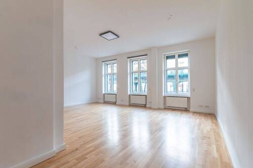 Hauptraum Ans.2 - 5 Zimmer Büro in Berlin