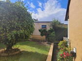 Garagenansicht/ Garten - 