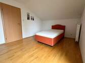 Schlafzimmer 2.jpg - 