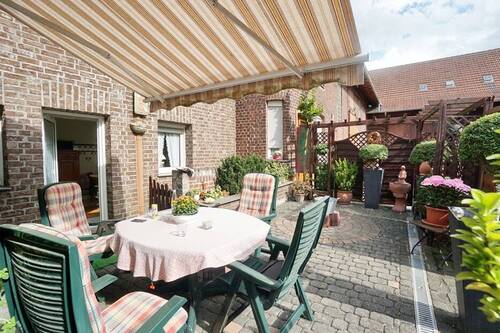 ... mit Zugang zur Terrasse - 