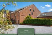 Friemersheim! - Außergewöhnliches Loft-Juwel mit Einfamilienhaus-Charakter in denkmalgeschütztem Hof-Ensemble!