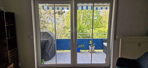 Blick auf den Balkon - 4 Zimmer Etagenwohnung in Konstanz