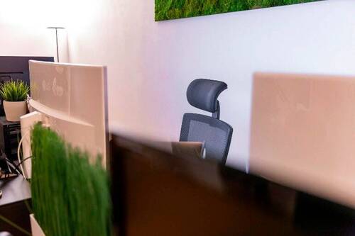 Schreibtischplätze - 