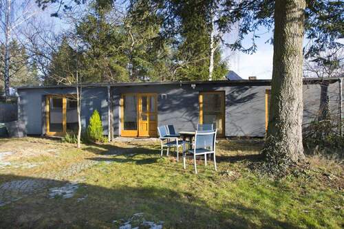 Aussenansicht Nebengebäude - 