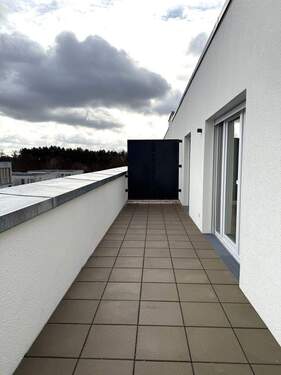 viel Platz zum Entspannen - 3 Zimmer Terrassenwohnung zum Kaufen in Berlin