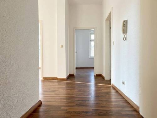 Flur - 3 Zimmer Etagenwohnung in Chemnitz
