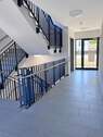 Treppenhaus mit Aufzug! - 