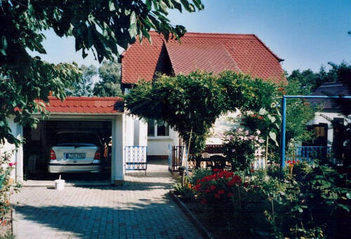 Hausansicht - 4 Zimmer Einfamilienhaus zum Kaufen in Großpösna / Güldengossa