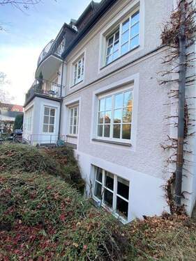 Haus-Seite - 3 Zimmer Büro zur Miete in München