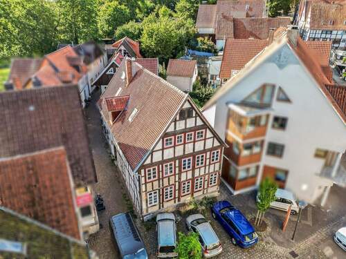 Hausansicht - 9 Zimmer Mehrfamilienhaus, Wohnhaus zum Kaufen in Blomberg