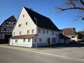 Ansicht - 7 Zimmer Bauernhaus, Landhaus zum Kaufen in Rottweil
