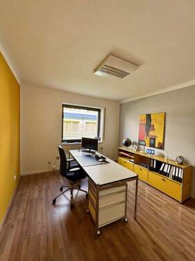 Büro / Schlafzimmer - Etagenwohnung mit 65,00 m² in Düsseldorf zur Miete