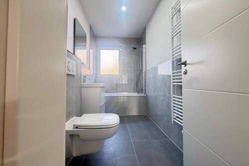 Bad - Etagenwohnung mit 66,00 m&sup2; in Lübeck zum Kaufen