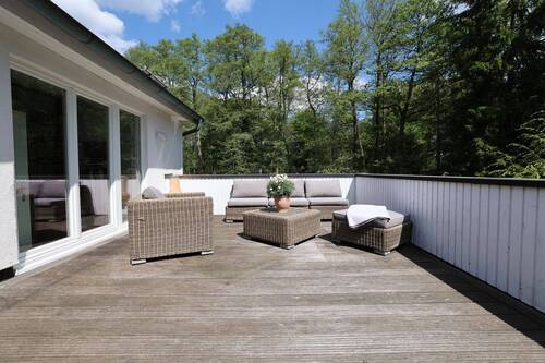 Highlight: eine große, uneinsehbare Dachterrasse - 