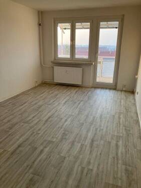 Wohnzimmer - 3 Zimmer Etagenwohnung in Angermünde