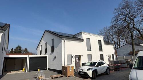 Außenansicht - 4 Zimmer Doppelhaushälfte in Duisburg