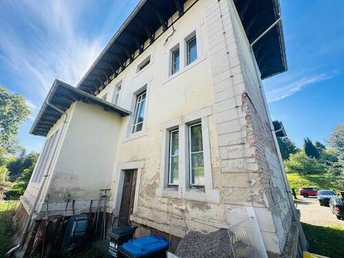Außenansicht - Etagenwohnung mit 150,00 m&sup2; in Klingenberg zur Miete
