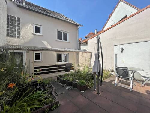 Willkommen - 1 Zimmer Mehrfamilienhaus, Wohnhaus zum Kaufen in Groß-Umstadt