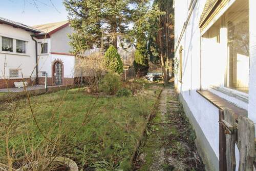 Hinterhaus seitl. Garten - 