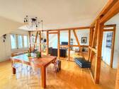 K260 Wohnzimmer - Großzügige Dachgeschosswohnung in ausgezeichneter Lage