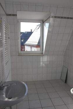 Bad - Etagenwohnung mit 63,50 m&sup2; in Plauen zum Kaufen