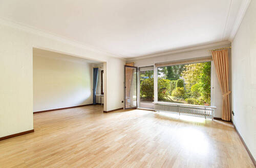 Großzügiger Wohnbereich mit Zugang zur Terrasse - 3 Zimmer Etagenwohnung zum Kaufen in Hamburg