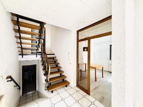 Eingangsbereich EG - 5 Zimmer Doppelhaushälfte zur Miete in Gießen