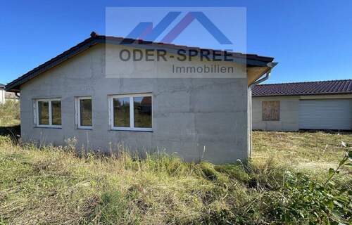 Ansicht Gebäude - Grundstück in Steinhöfel