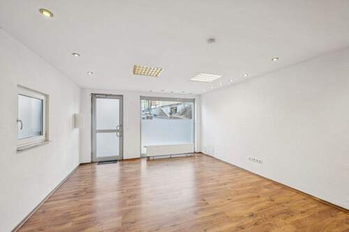 Gewerbefläche - 4 Zimmer Einfamilienhaus in Sersheim