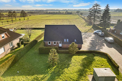 Luftbild - Einfamilienhaus in Südbrookmerland