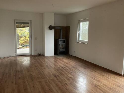 Wohnzimmer - Einfamilienhaus mit 100,00 m² in Klostermansfeld zum Kaufen