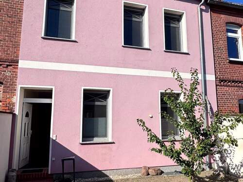 Hofansicht - Reihenmittelhaus zum Kaufen in Tangermünde