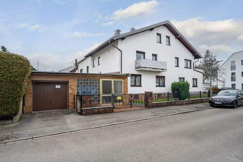 Außenansicht - 9 Zimmer Mehrfamilienhaus, Wohnhaus in München