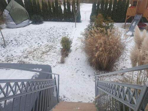 mit Zugang in den schönen Garten - 