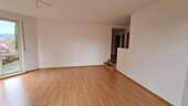 Wohnzimmer - 2-Zimmer-Wohnung mit Terrasse - 546,00&nbsp;EUR Kaltmiete, ca.&nbsp; 78,00&nbsp;m&sup2;&nbsp;Wohnfl&auml;che
