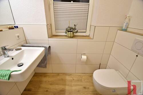 Modernes Badezimmer - 