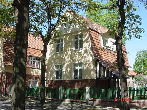 Gebäude - gemütliche, kleine 3-Raumwohnung sucht neue Mieter