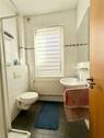 Badezimmer (OG) - 3- Zimmer mit 95,00 m&sup2; in Aurich zur Miete