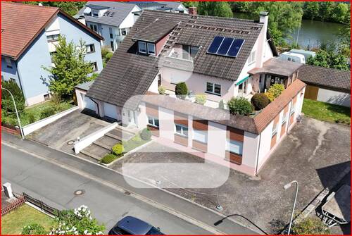 Hausansicht - Großes Wohn- und Geschäftshaus in zentraler Lage in Forchheim
