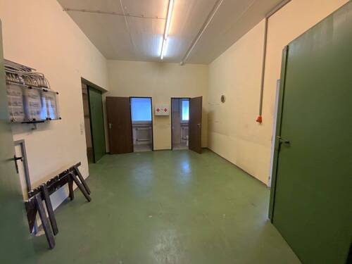 Gewerberaum mit 2 WC - 